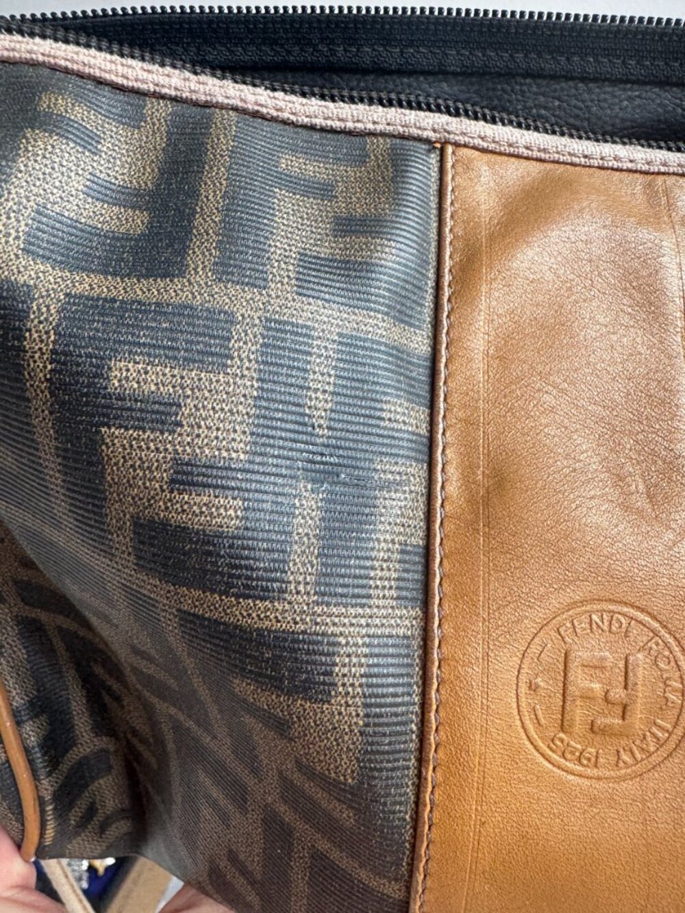 Rare Vintage Fendi Purse - Picture 2 of 3